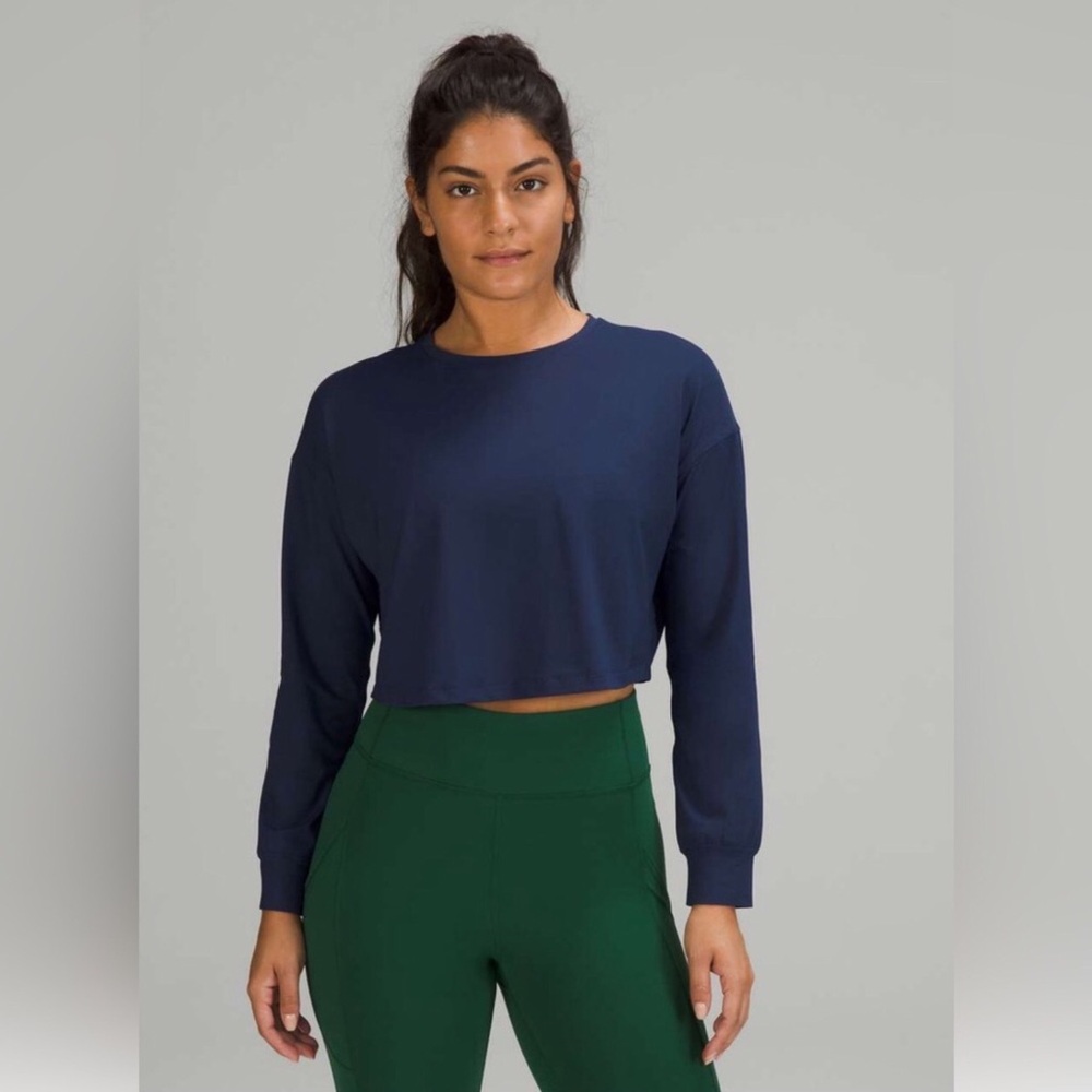 🌼Lululemon Muscle Love Cropped Long Sleeve Top Night Sea Navy W3DUIS size 6